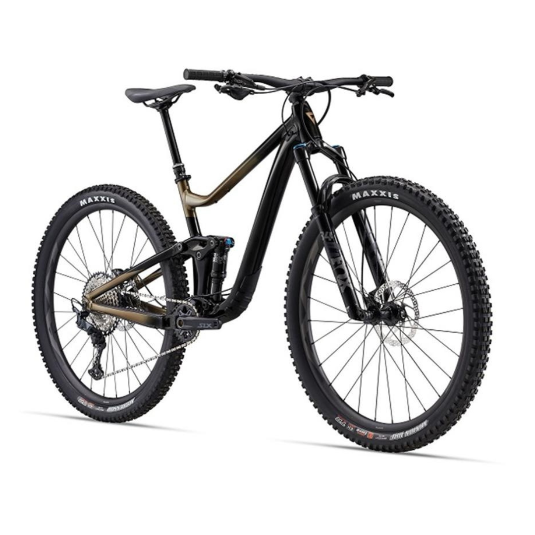 Giant Trance 1 2025