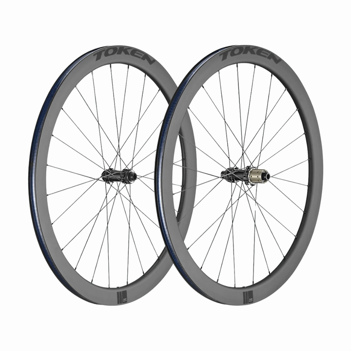 Token C45D Resolute Carbon Wheel set