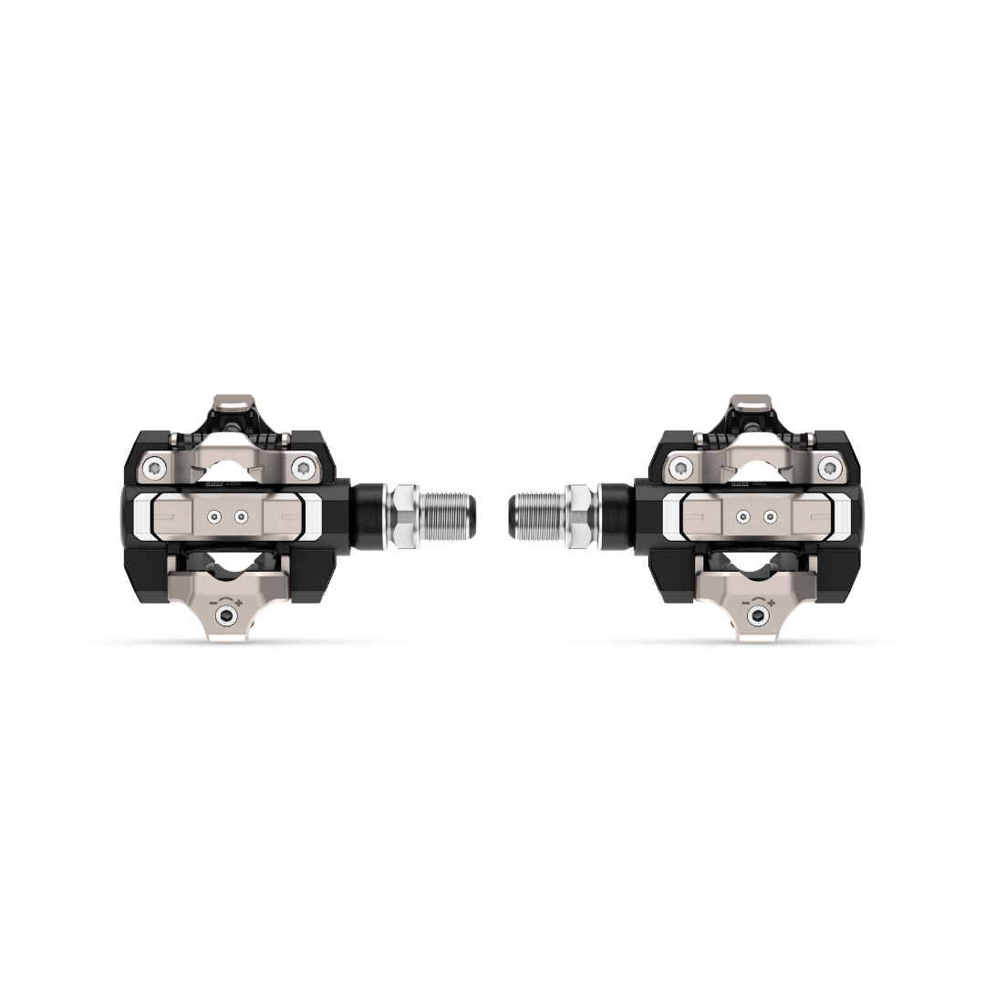 Garmin Rally XC 210 Pedals