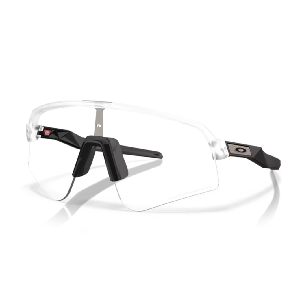 Oakley Sutro Lite Sweep Matt Clear Photochromic Oakley Sutro Lite Sweep Matt Clear Photochromic