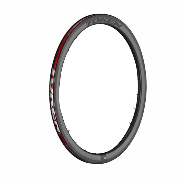 Token C45R Resolute Carbon Rim 20 hole