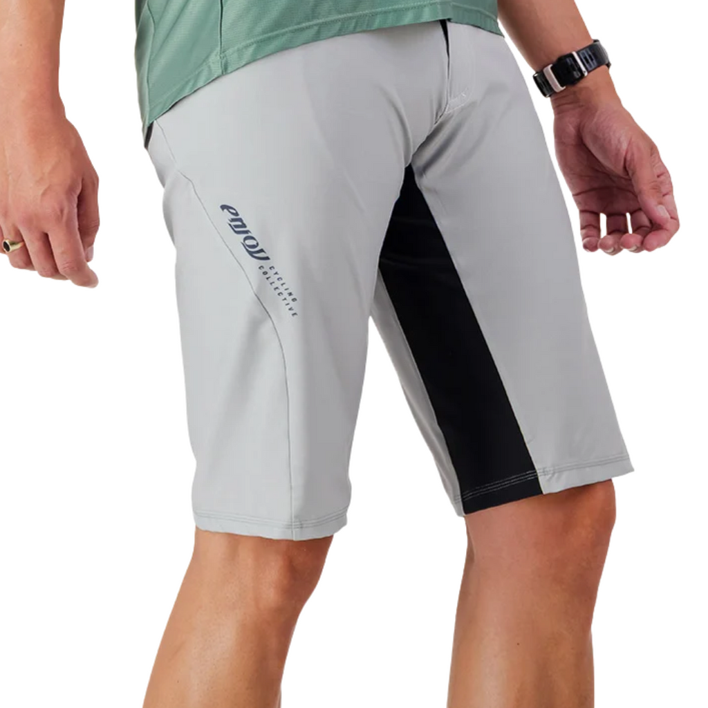 Enjoy Reptilia Aline Trail Shorts Light Grey